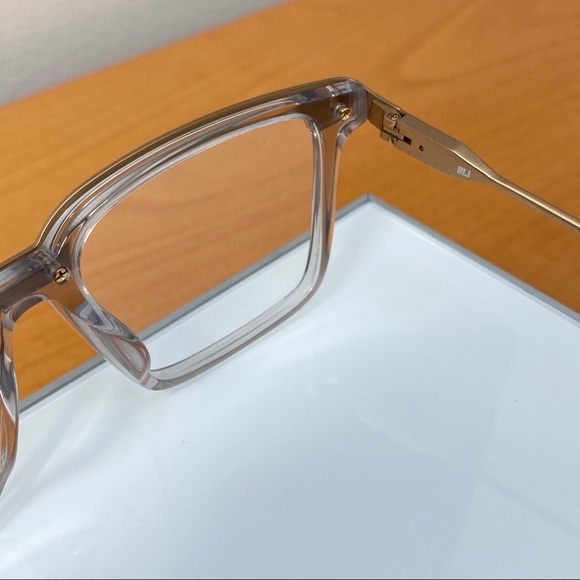 ill.i by will.i.am WA520V04 Gold Clear Glasses - Picture 8 of 9